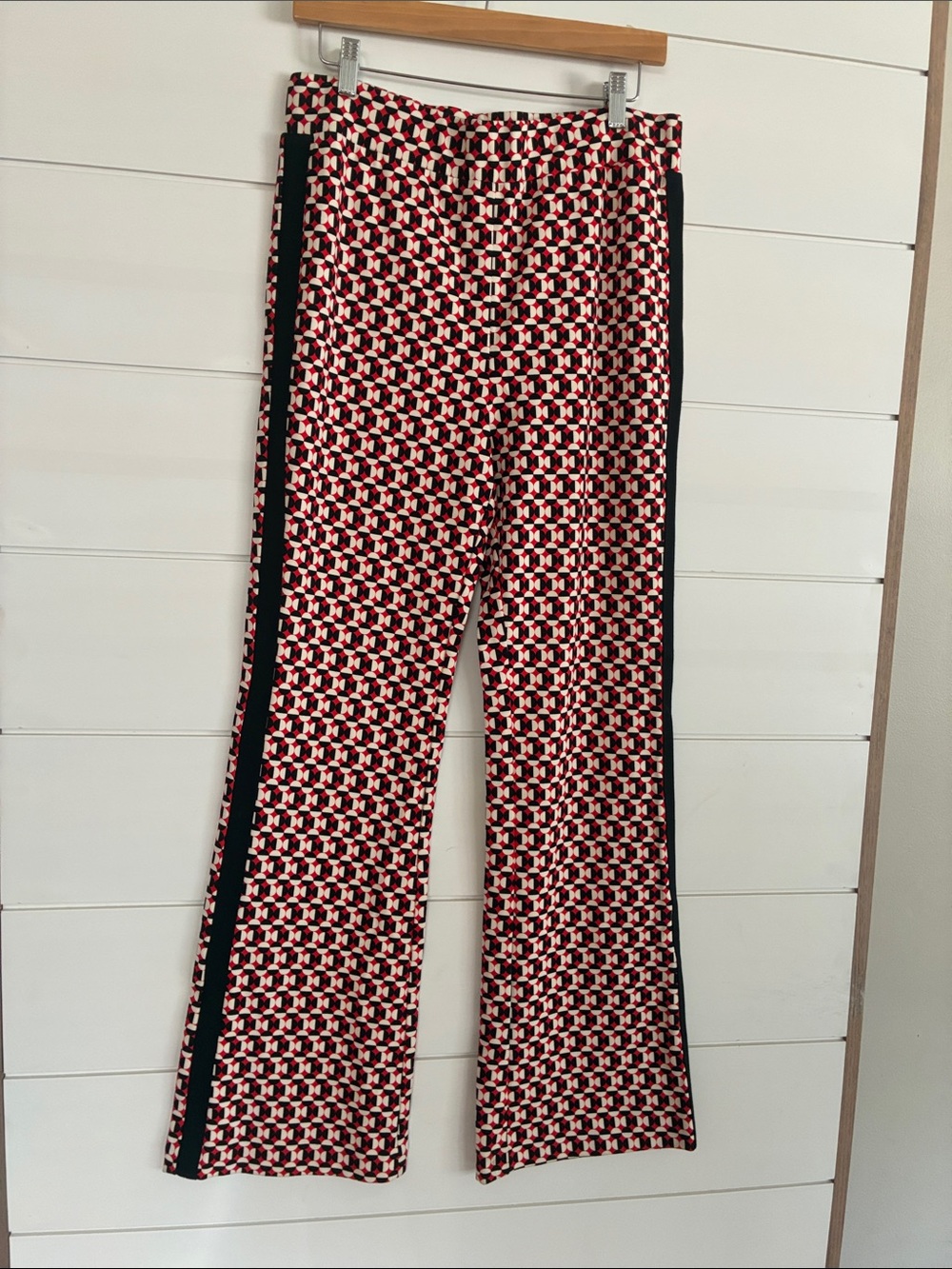 Anthropologie Geometric Wide-Leg Pants in Red and Black - Picture 6 of 10